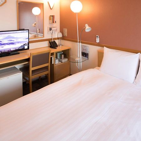 Toyoko Inn Hakata-Eki Minami Fukuoka  Bagian luar foto